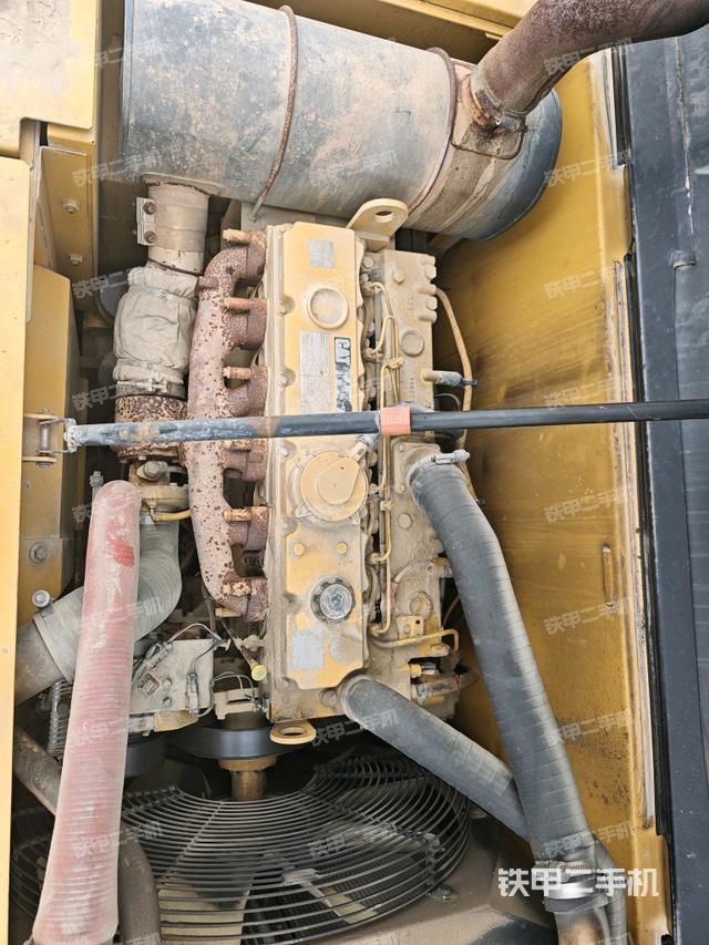 发动机室（上车部件）