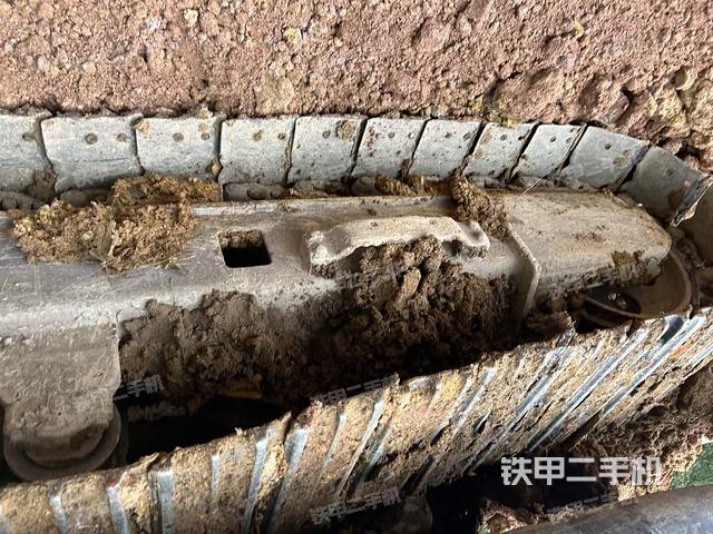 左導(dǎo)向輪（行走機(jī)構(gòu)）