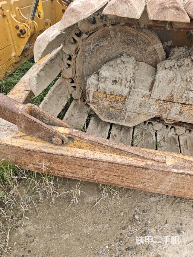 左引導輪（推土機底盤及工作裝置）