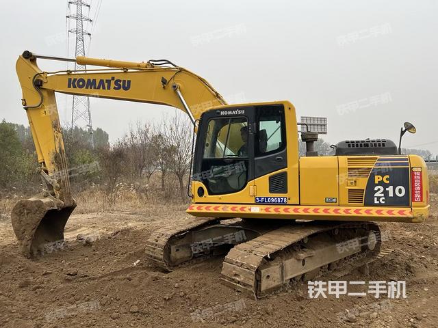 驾驶室顶部（整机外观）