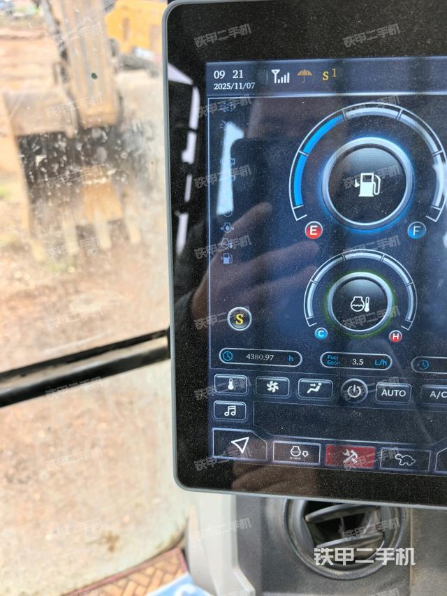 显示屏 （驾驶室部分）