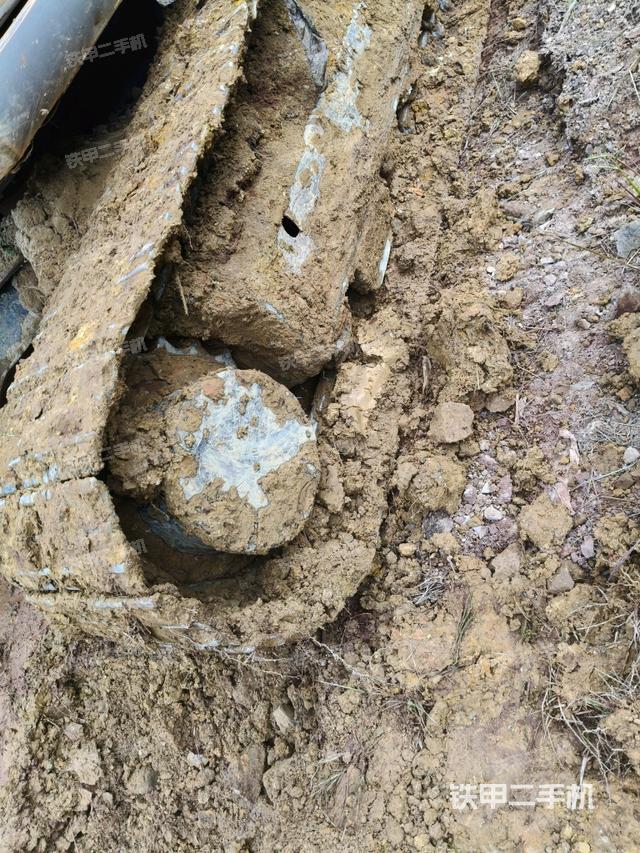 單側(cè)履帶整體（整機外觀）