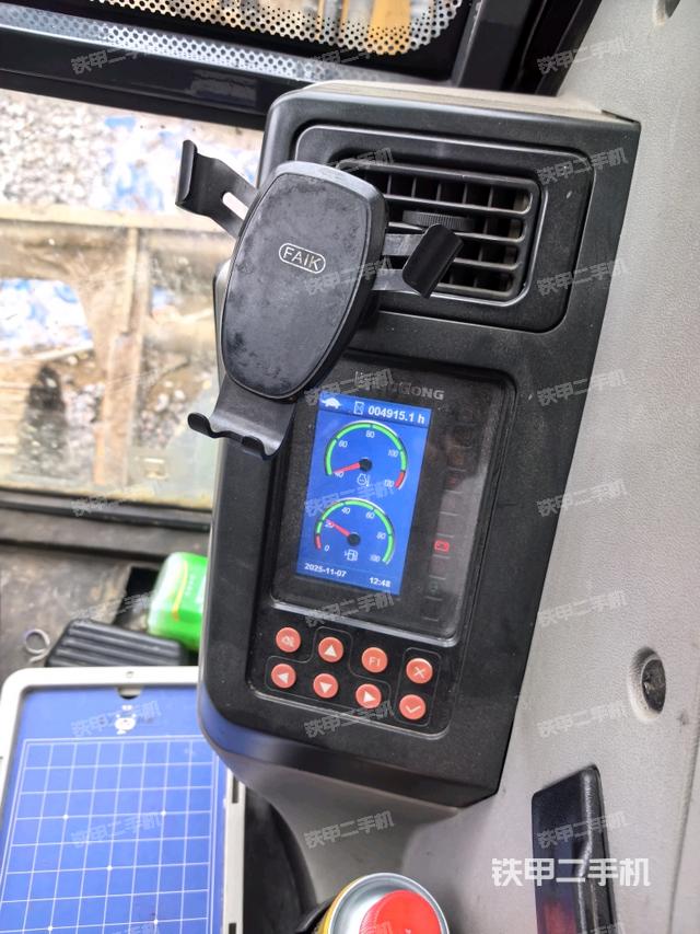 显示屏 （驾驶室部分）