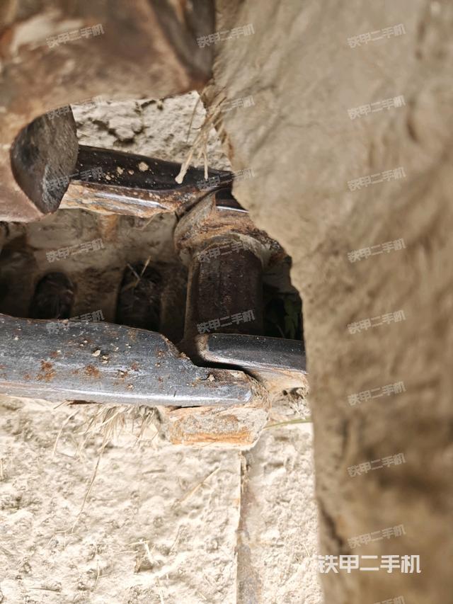 左驱动轮（行走机构）