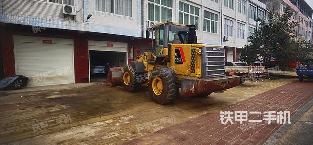 整機(jī)右后45°（整機(jī)外觀及大件）