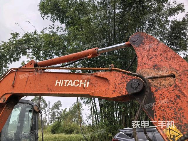 大臂整体 右侧（工作和回转装置）