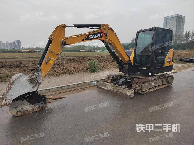 三一重工SY55U挖掘机