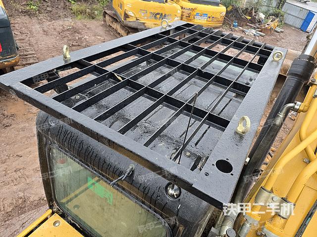 驾驶室顶部（整机外观）