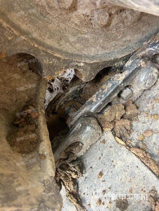 左側(cè)行走馬達(dá)蓋板（行走機(jī)構(gòu)）