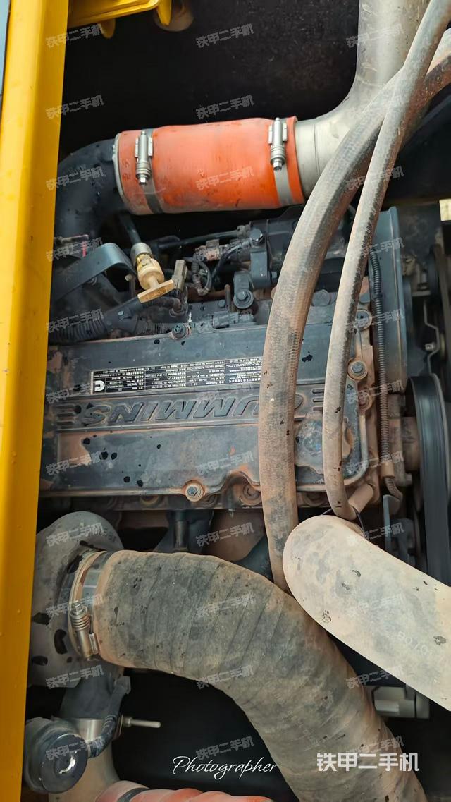 駕駛室頂部俯視（上車部件）