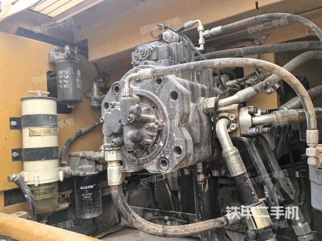 液压泵斜45 左（大件舱室）