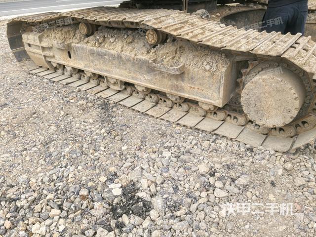 左側(cè)履帶整體?（行走機(jī)構(gòu)）