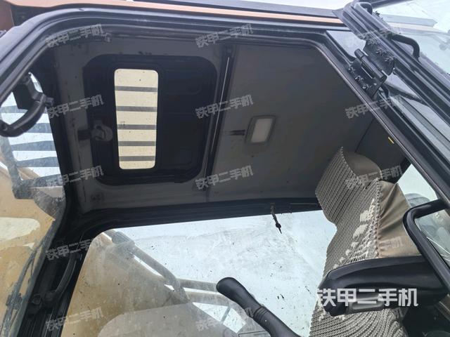 顶棚整体（驾驶室部分）