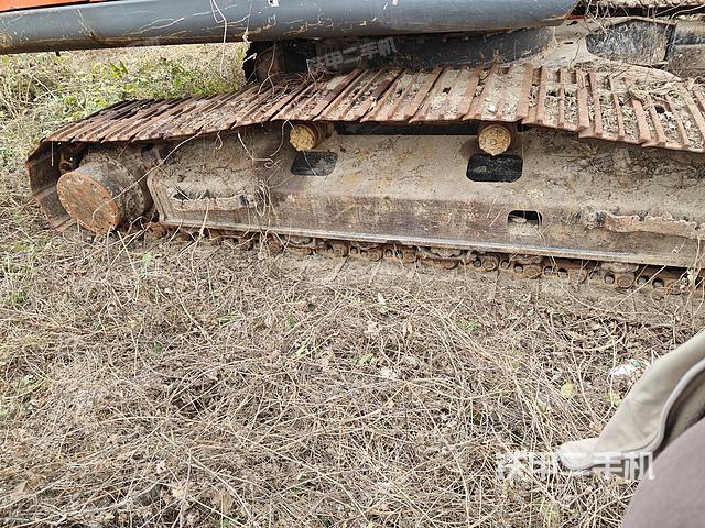 單側(cè)履帶整體（整機(jī)外觀）