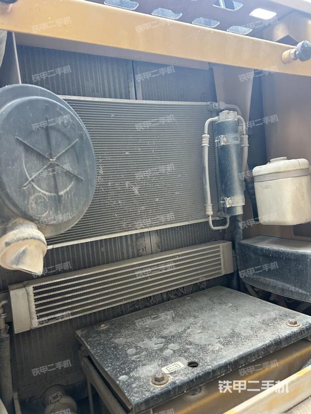 散热器正面（大件舱室）