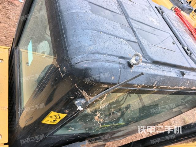 驾驶室顶部俯视（上车部件）