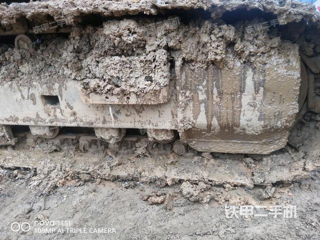 左側履帶整體?（行走機構）