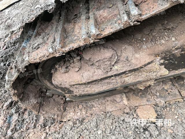 左側(cè)行走馬達(dá)蓋板（行走機(jī)構(gòu)）