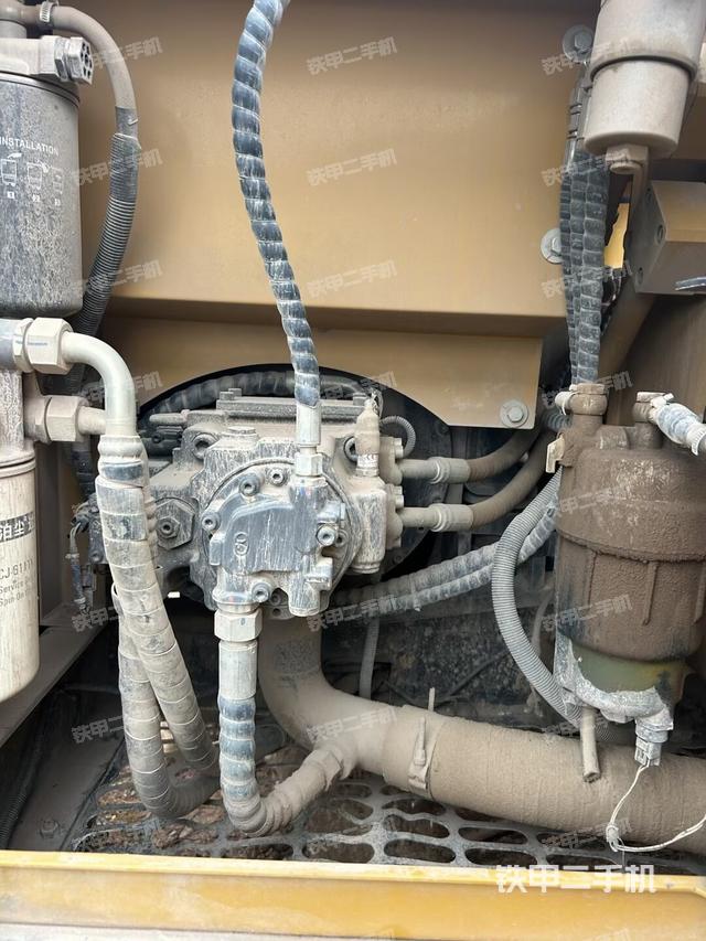 液压泵室（大件舱室）