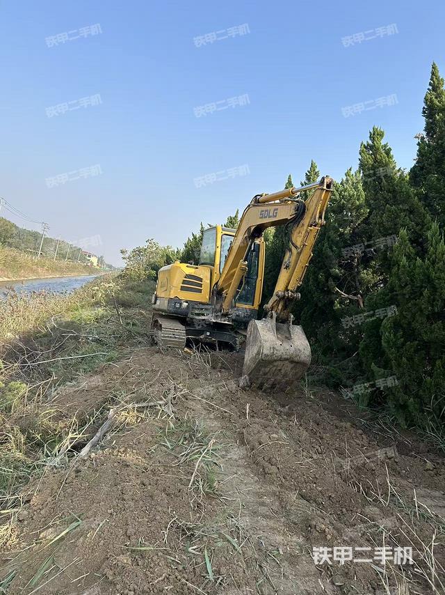 整机右后45°（整机外观）