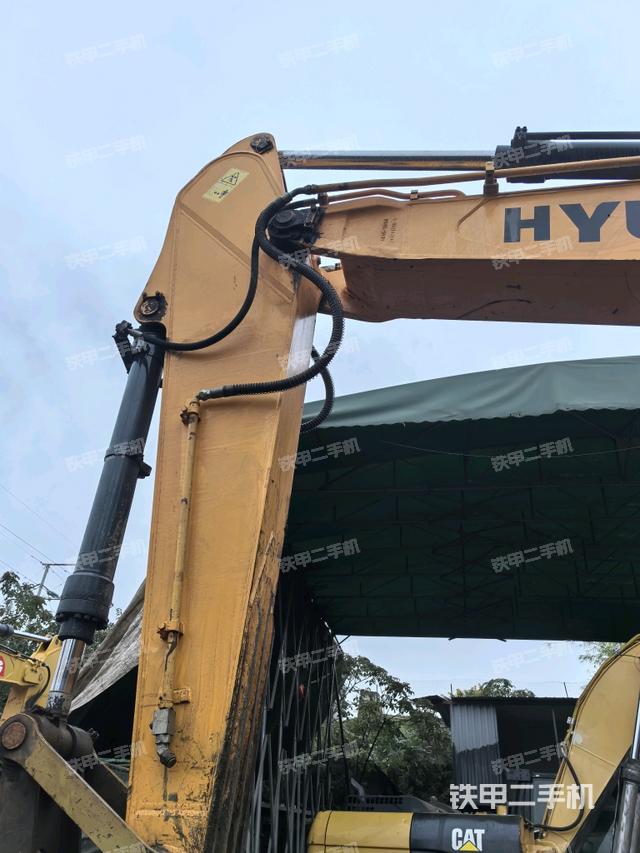 大臂整体 右侧（工作和回转装置）