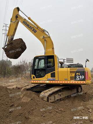 小松PC210-8M0挖掘機(jī)