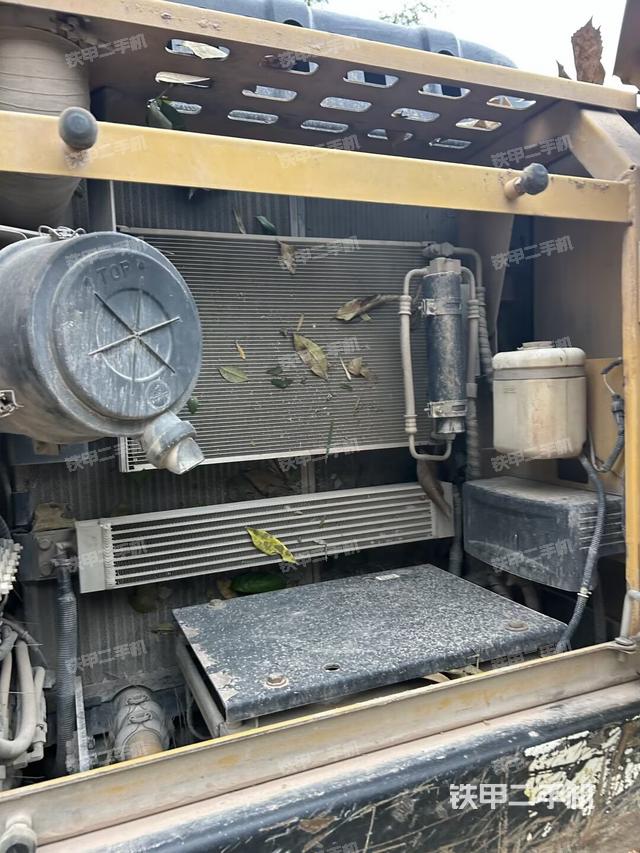 散熱器正面（大件艙室）