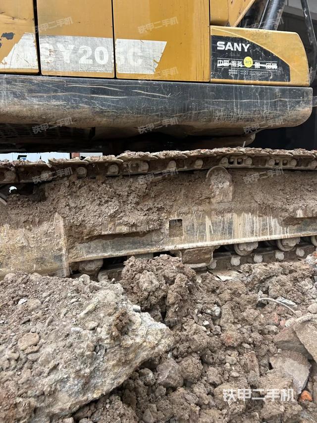 左侧履带整体 （行走机构）