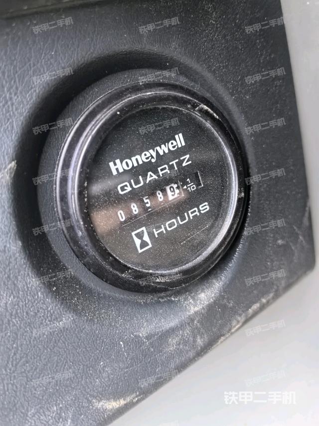 显示屏 （驾驶室部分）