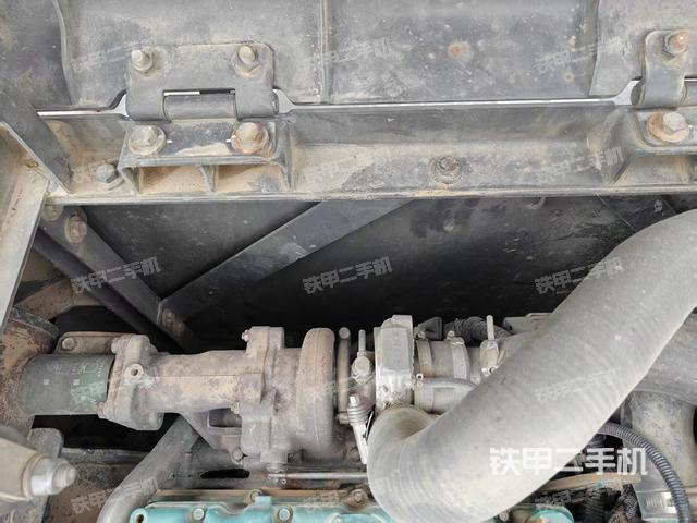 氣門室蓋螺絲特寫（上車部件）