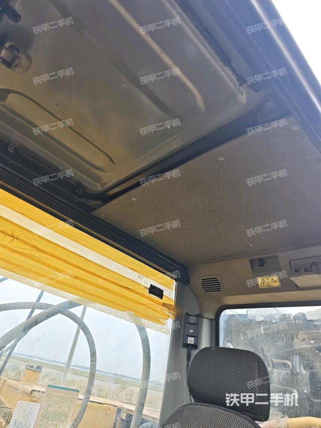 左后方玻璃角标（驾驶室部分）