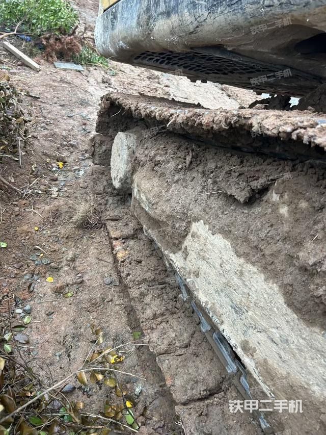 左驱动轮（行走机构）