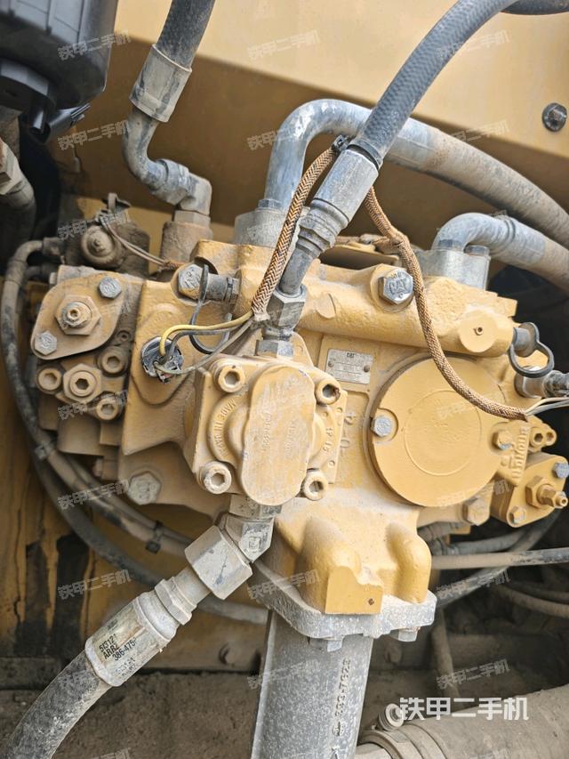 液压泵室（大件舱室）