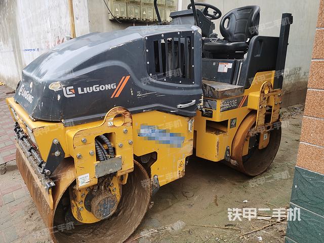 柳工CLG6033E压路机