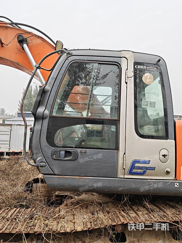 駕駛室整體（整機(jī)外觀）