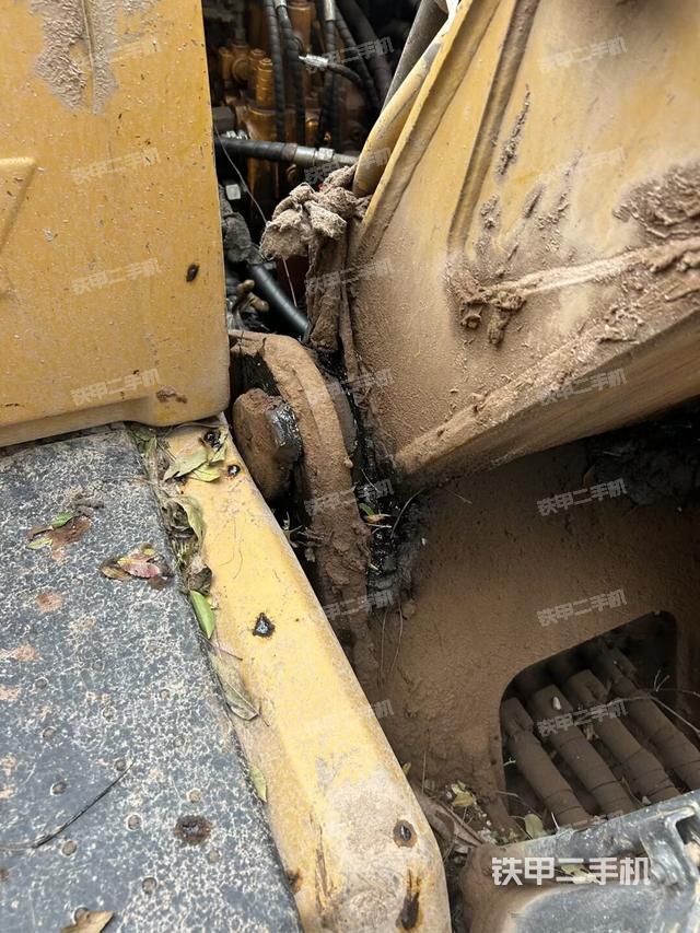 大臂根部?斜視（工作和回轉(zhuǎn)裝置）