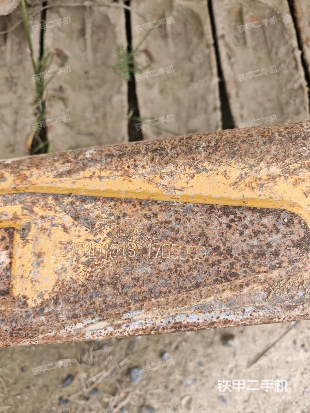 左驅(qū)動輪（推土機底盤及工作裝置）