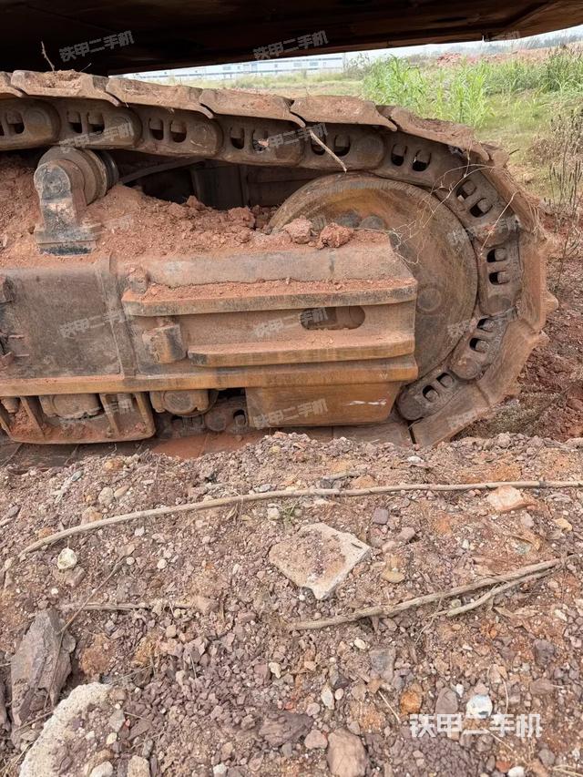 右側(cè)行走馬達(dá)蓋板（行走機(jī)構(gòu)）