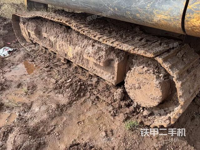 右侧履带整体（行走机构）