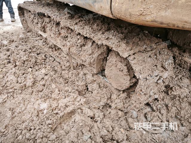 右侧履带整体（行走机构）