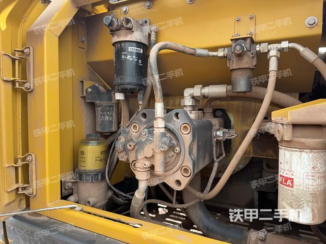 液压泵斜45 右（大件舱室）