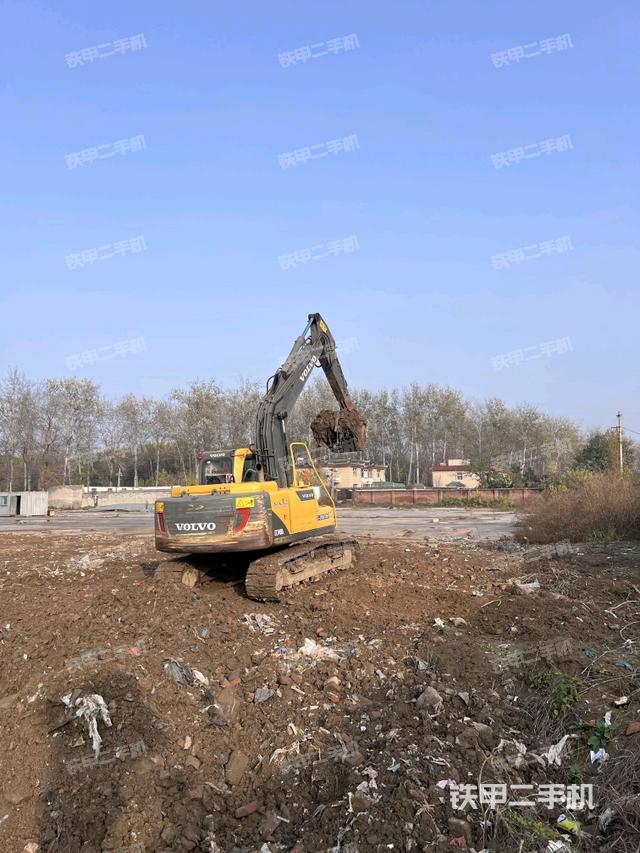 駕駛室頂部（整機(jī)外觀）