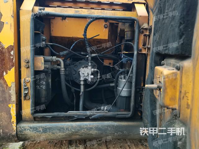 液壓泵室（大件艙室）