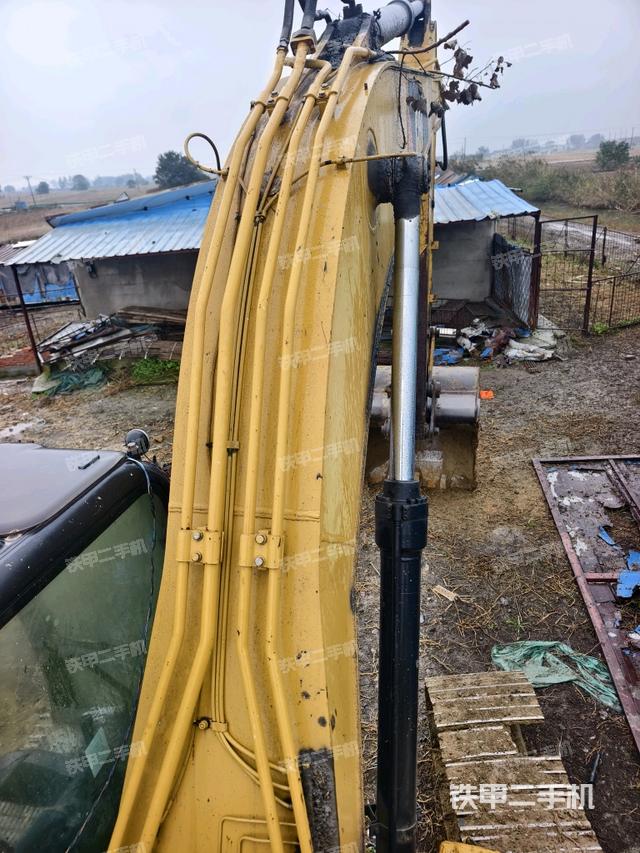 大臂整体 右侧（工作和回转装置）