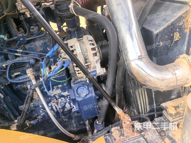 风扇及皮带（压路机发动机舱）