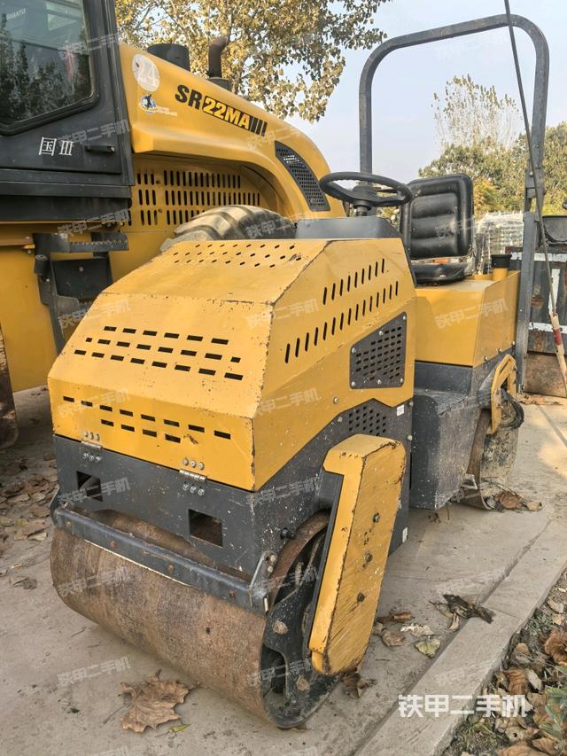 金正神力JZ806H压路机