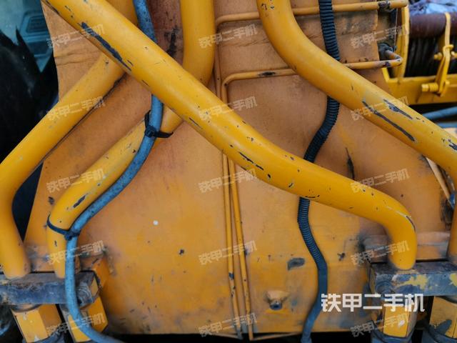 大臂根部?斜視（工作和回轉(zhuǎn)裝置）