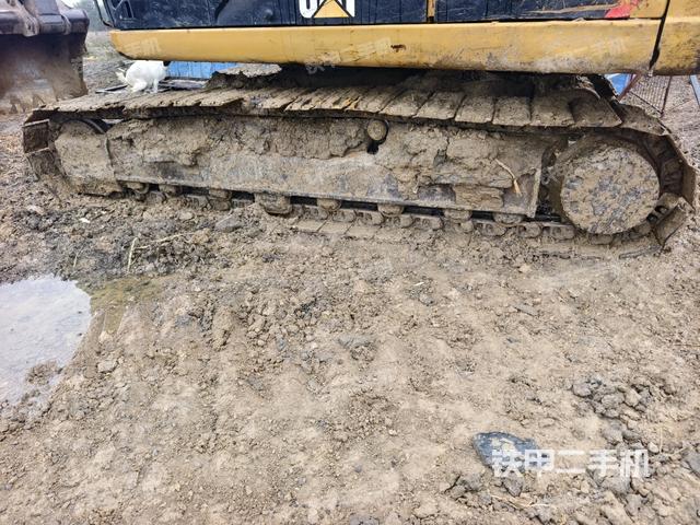 左侧履带整体 （行走机构）