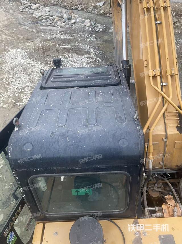 驾驶室顶部俯视（上车部件）