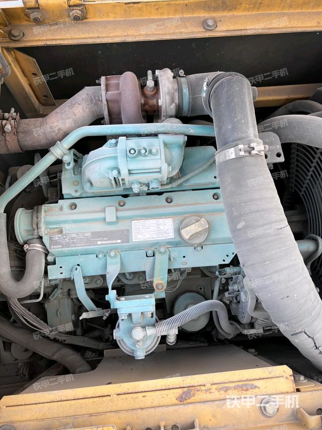 發(fā)動(dòng)機(jī)整體俯視（整機(jī)外觀）